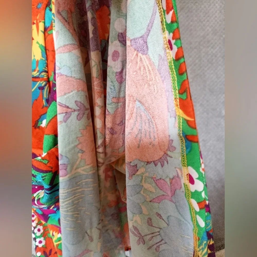 Floral LuLaRoe Madison Pocket Skirt - Picture 4 of 8